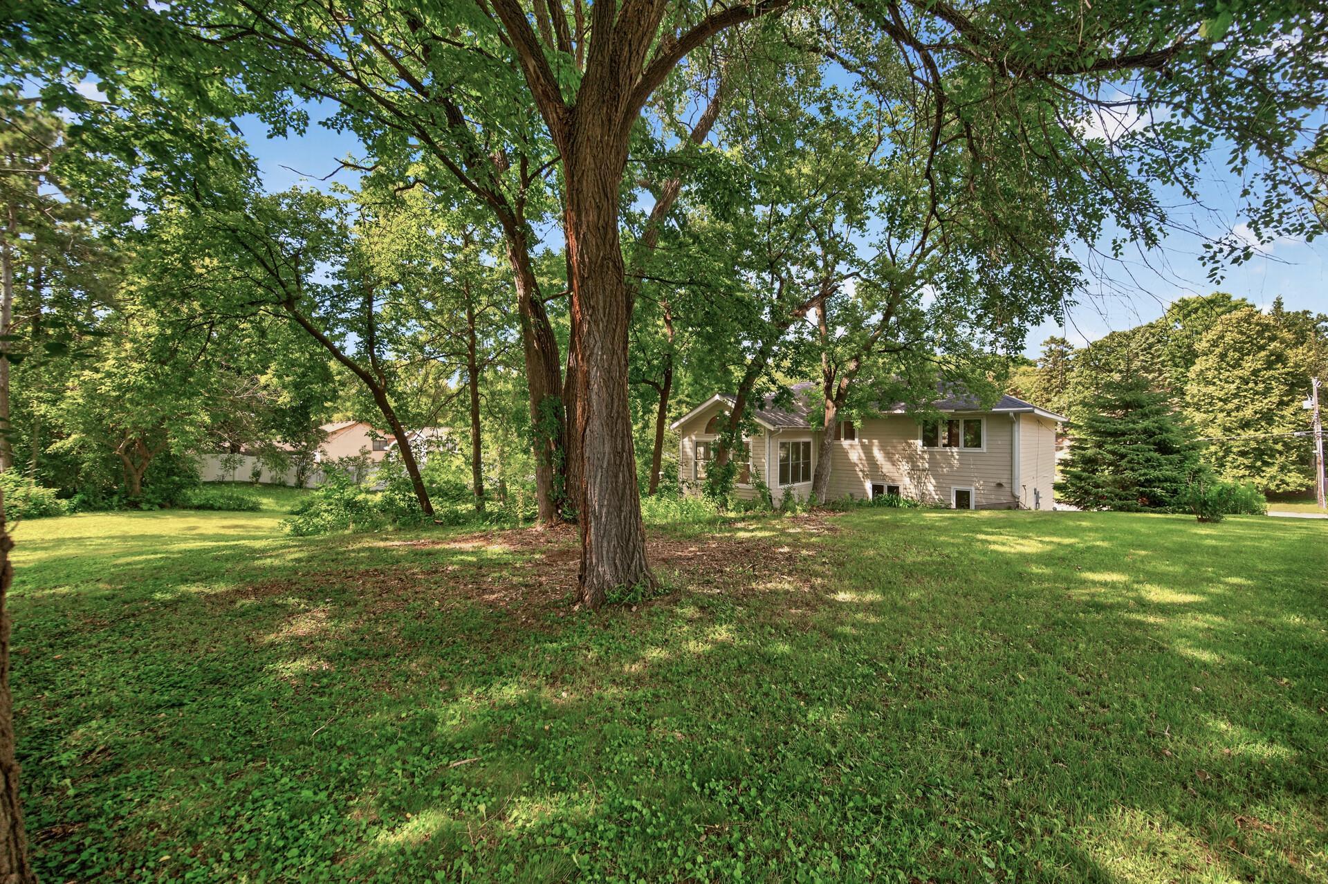 633 Burlington Road St. Paul, MN 55119 - Photo 46 of 70