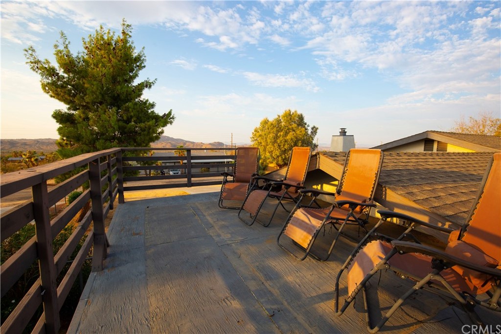 60467 Natoma Trail Joshua Tree, CA 92252 - Photo 48 of 63 a view of outdoor space with seating area