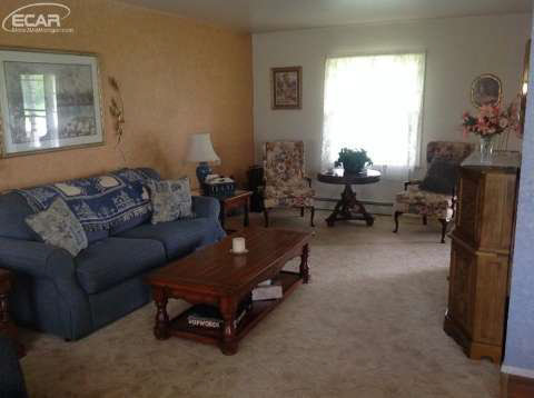 9056 Duffield Road Gaines, MI 48436 - Photo 11 of 21 20440527-10.JPG