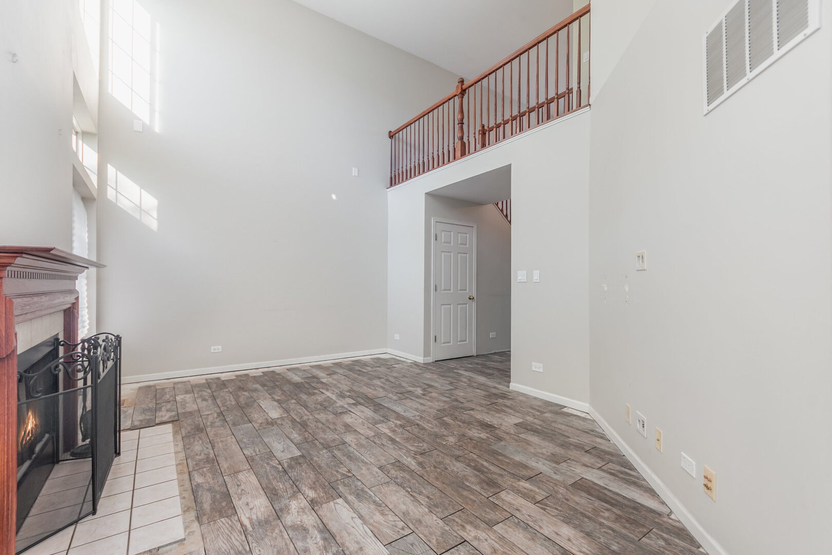 2271 Scott Lane Aurora, IL 60502 - Photo 3 of 18