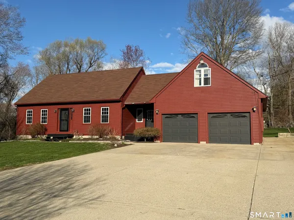 $495,000 | 431 Hartford Road, Brooklyn, CT 06234