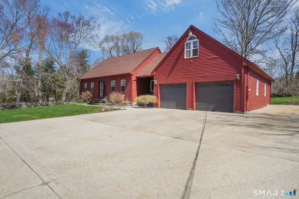 $495,000 | 431 Hartford Road, Brooklyn, CT 06234