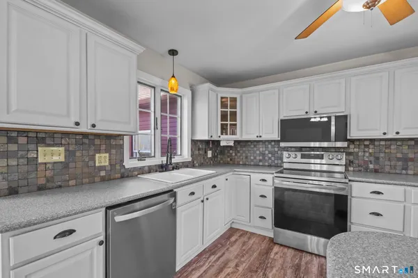$495,000 | 431 Hartford Road, Brooklyn, CT 06234