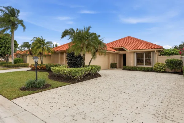 $2,800 | 2735 Southwest Mariposa Circle, Palm City, FL 34990