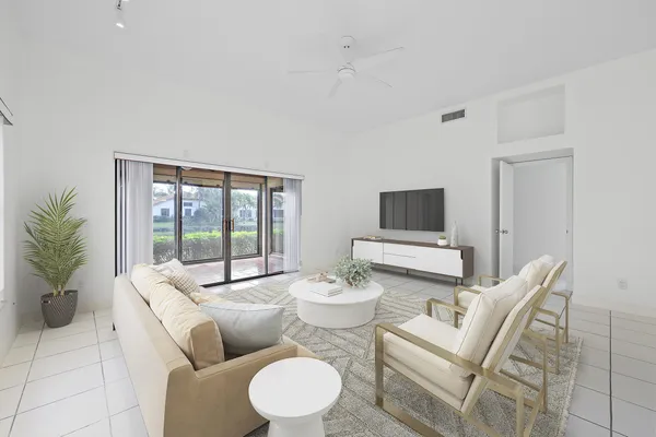 $2,800 | 2735 Southwest Mariposa Circle, Palm City, FL 34990