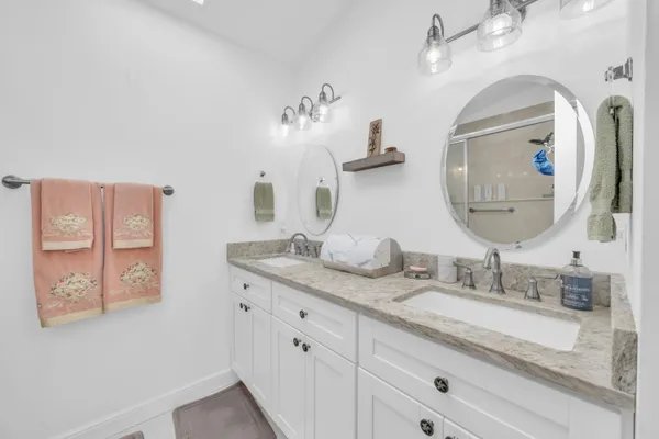$2,800 | 2735 Southwest Mariposa Circle, Palm City, FL 34990