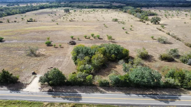 $264,845 | 532 Farm To Market Road 532, Weimar, TX 78962