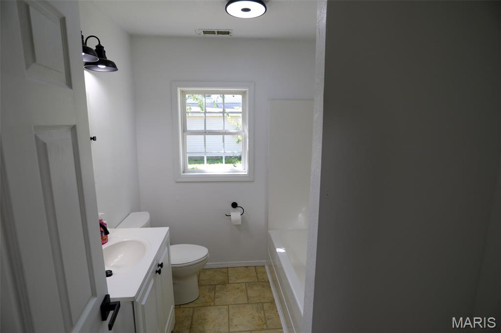 401 3rd Street Fisk, MO 63940 - Photo 11 of 13