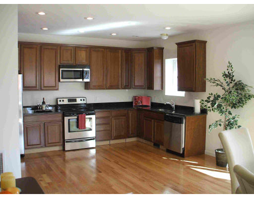 3 Milton Ridge Road, Unit 3 Lynn, MA 01902 - Photo 4 of 10 Gallery Image 4