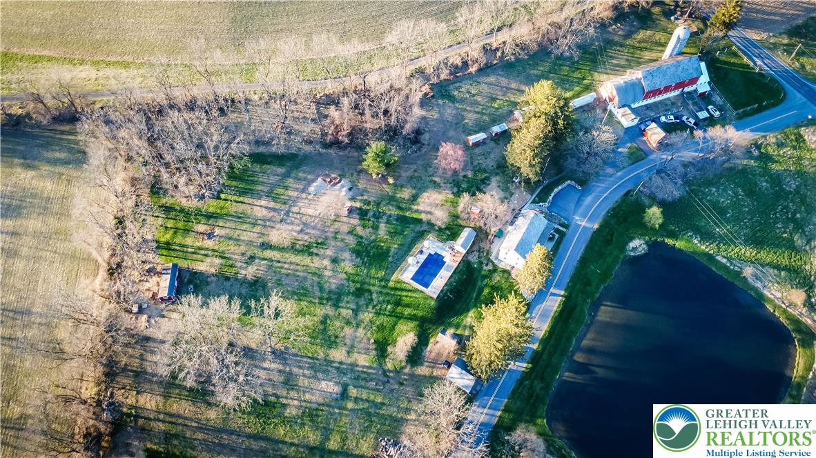 858 Deer Run Road Bangor, PA 18013 - Photo 64 of 68 Gallery Image 64