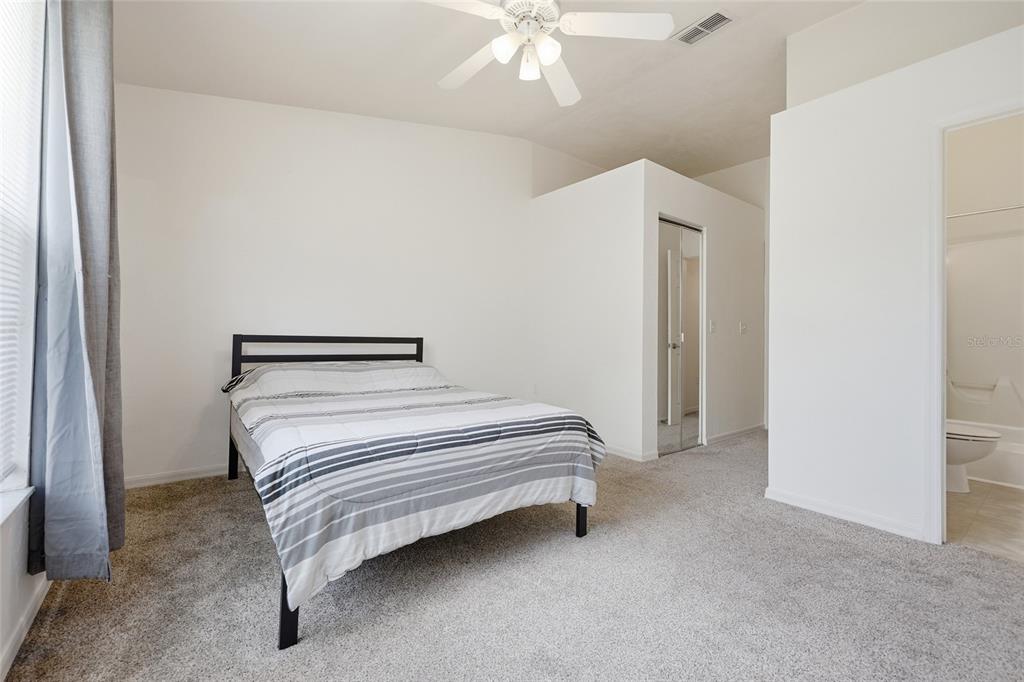 3890 Southwest 20th Avenue, Unit 1706 Gainesville, FL 32607 - Photo 17 of 36