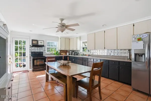$449,900 | 130 Coach Wagoner Street, Apalachicola, FL 32320