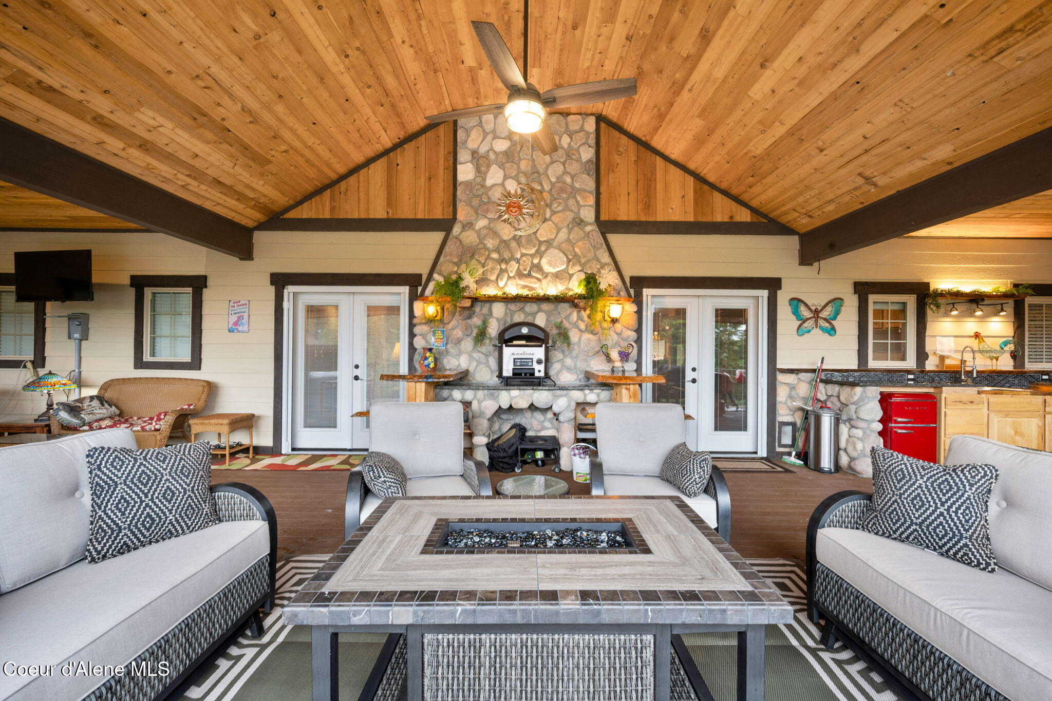 14563 North Saddle Ridge Road Rathdrum, ID 83858 - Photo 29 of 60 OUTDOOR ENTERTAINING