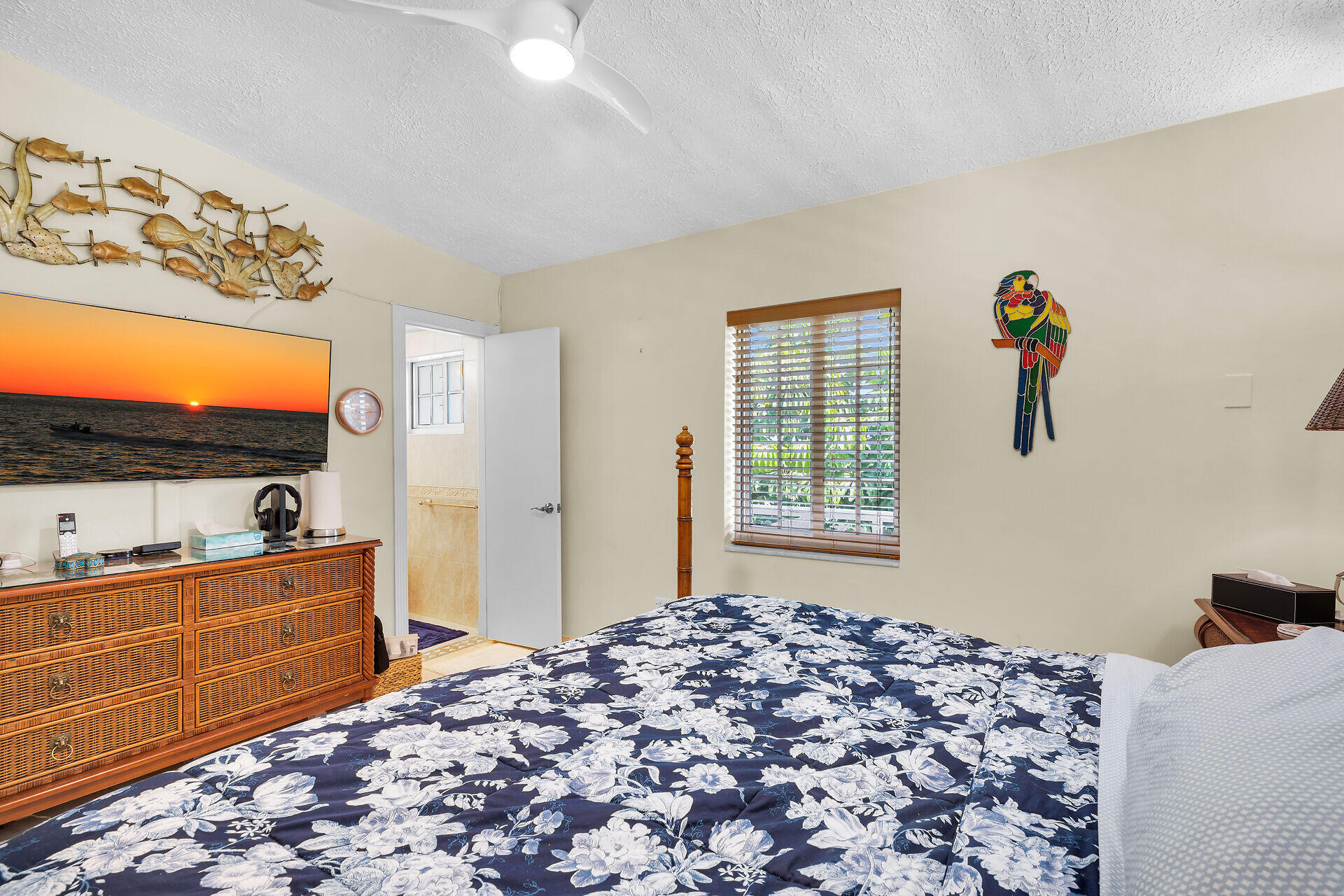 1009 Dove Road Key Largo, FL 33037 - Photo 24 of 46 Primary Bedroom