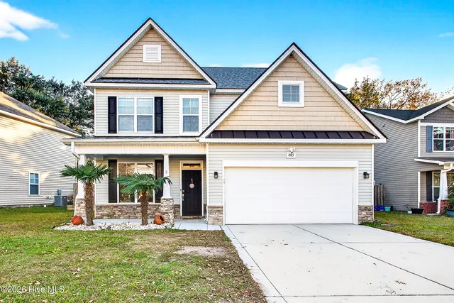 $399,900 | 205 Peggy's Trace, Sneads Ferry, NC 28460