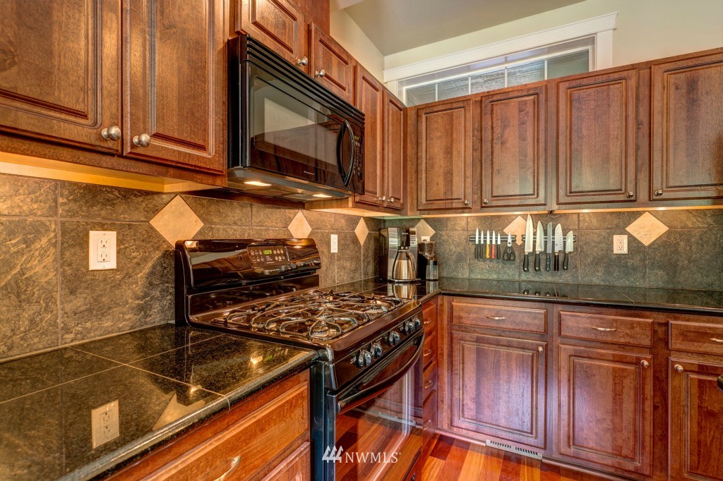 22525 9th Drive Southeast, Unit 15 Bothell, WA 98021 - Photo 5 of 24