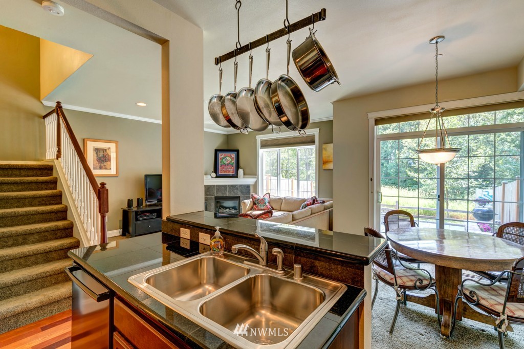 22525 9th Drive Southeast, Unit 15 Bothell, WA 98021 - Photo 7 of 24