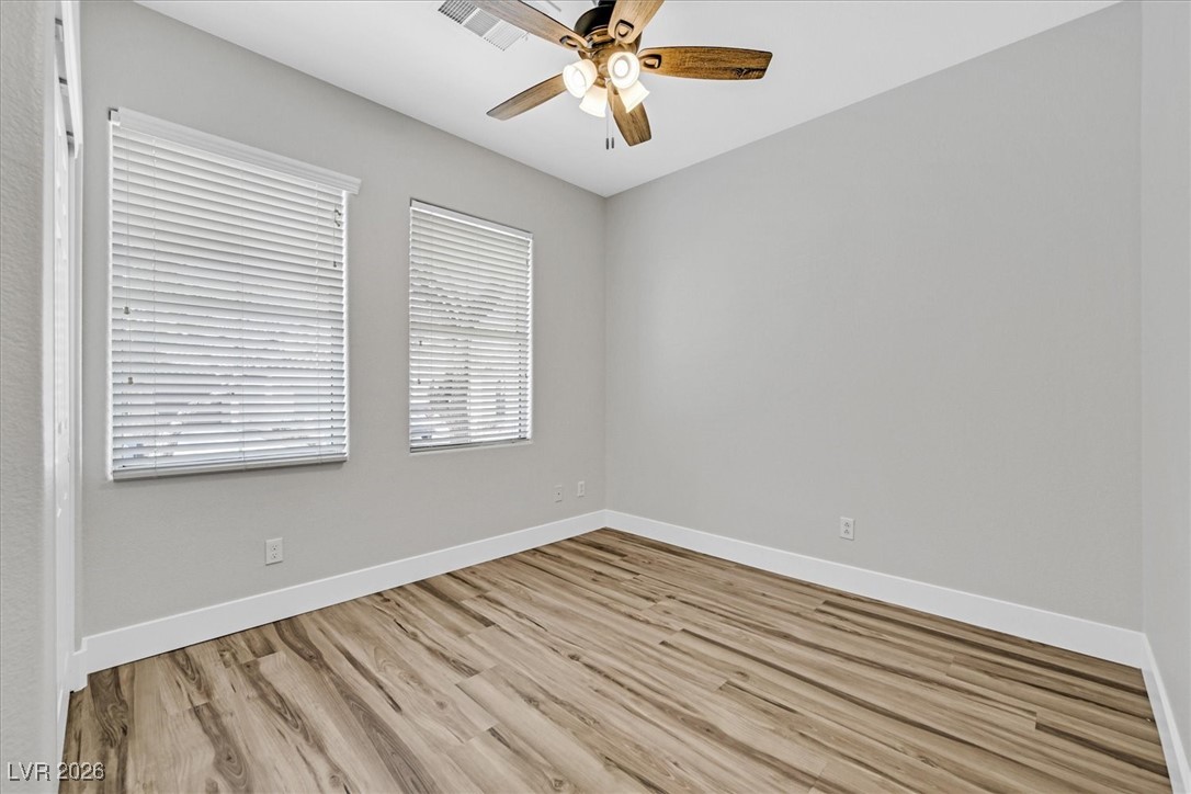 6460 Iguassu Falls Road Las Vegas, NV 89149 - Photo 5 of 36