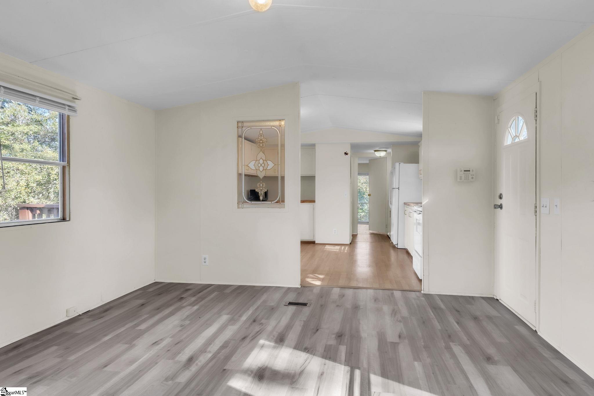 441 Spring Road Anderson, SC 29625 - Photo 4 of 29