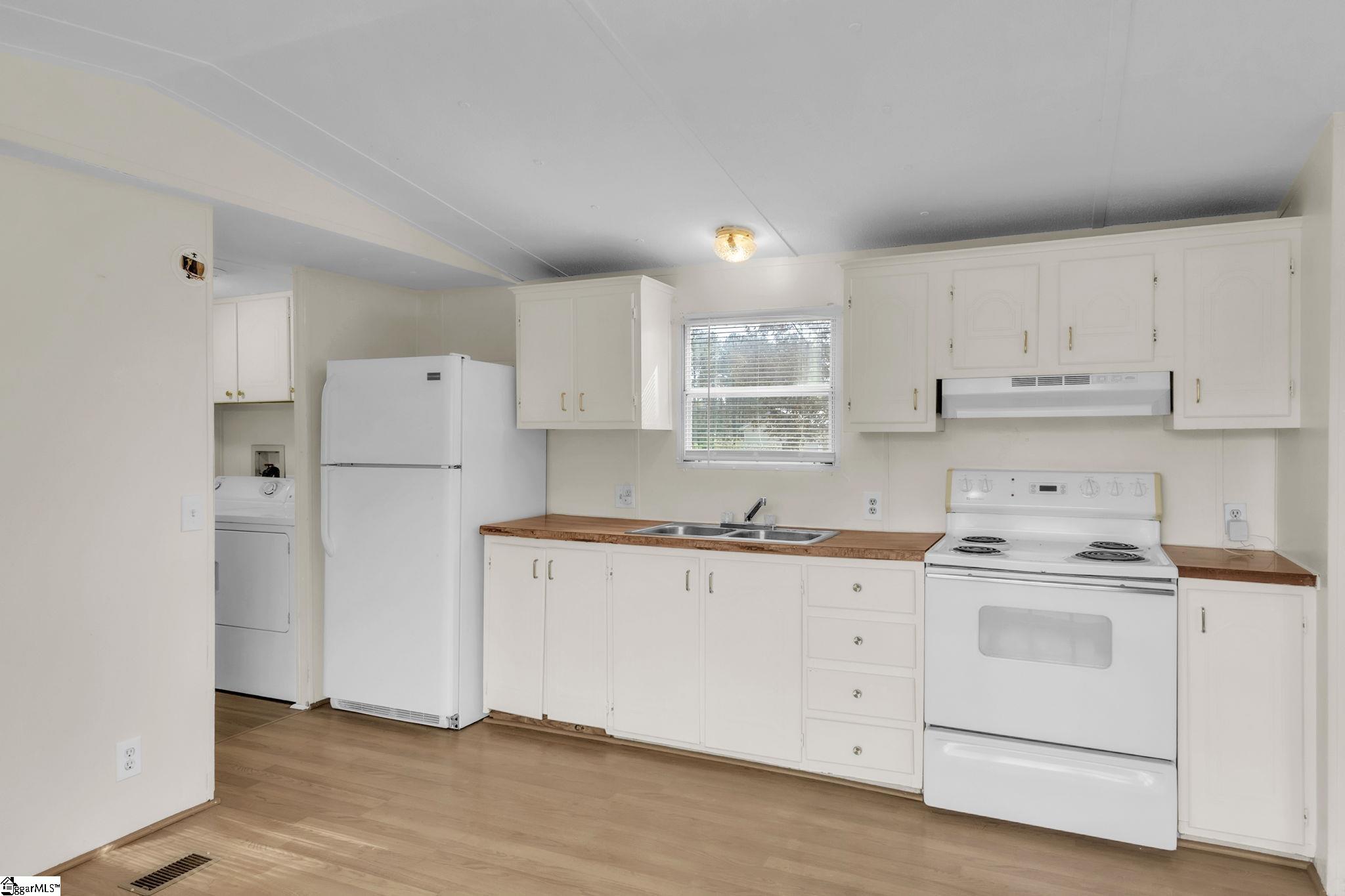 441 Spring Road Anderson, SC 29625 - Photo 5 of 29