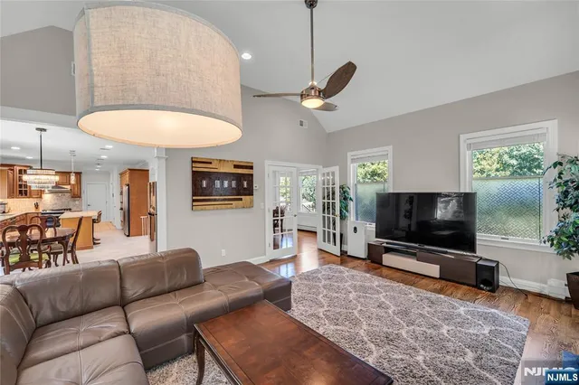 $1,399,000 | 4 Michelle Court, Harrington Park, NJ 07640