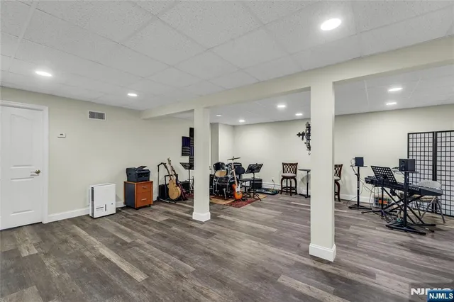 $1,399,000 | 4 Michelle Court, Harrington Park, NJ 07640