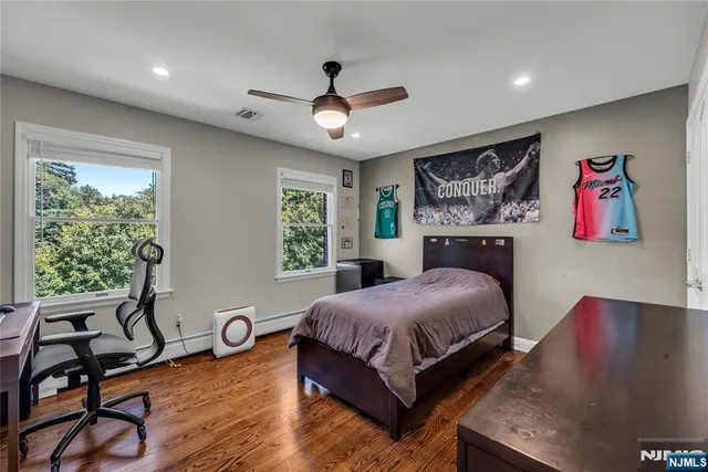 $1,399,000 | 4 Michelle Court, Harrington Park, NJ 07640