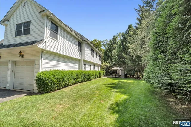 $1,399,000 | 4 Michelle Court, Harrington Park, NJ 07640