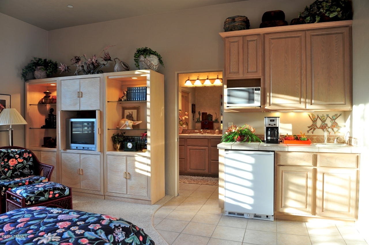 12172 North Copper Spring Trail Oro Valley, AZ 85755 - Photo 28 of 32