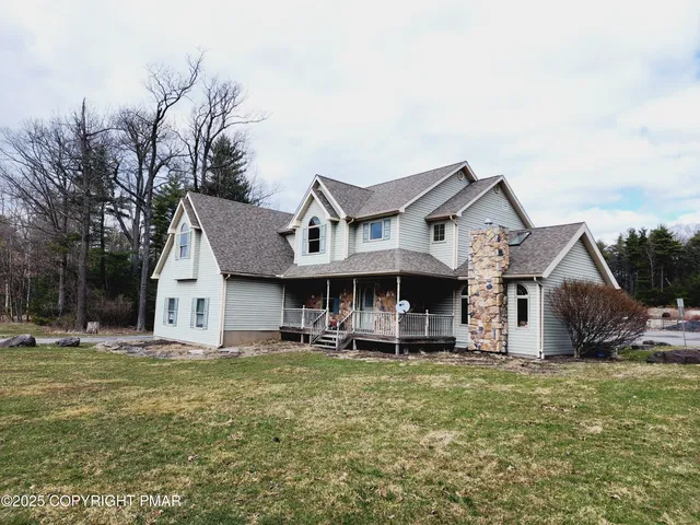 $1,100 | 1811 State Route 611, Unit 203, Mount Pocono, PA 18344