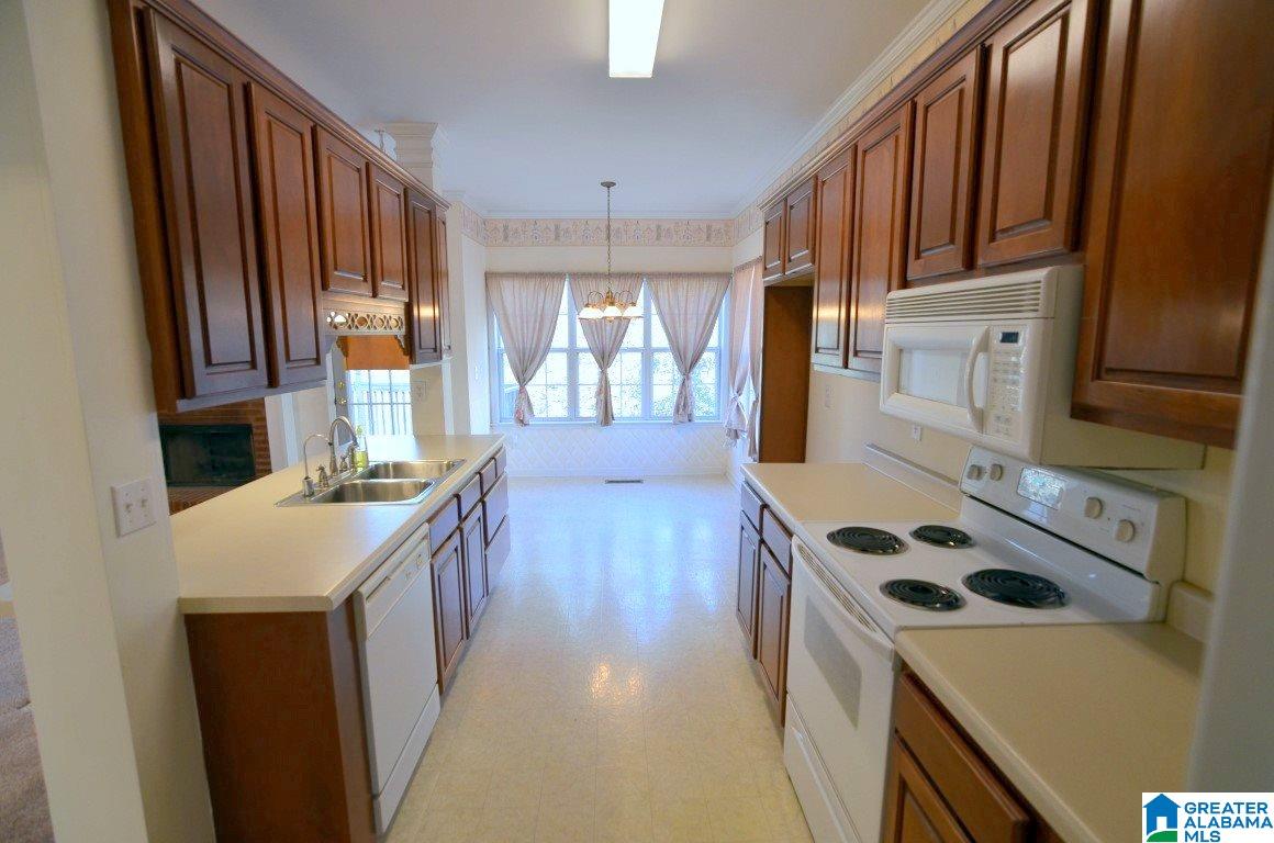 125 Sterling Gate Drive Alabaster, AL 35007 - Photo 8 of 47