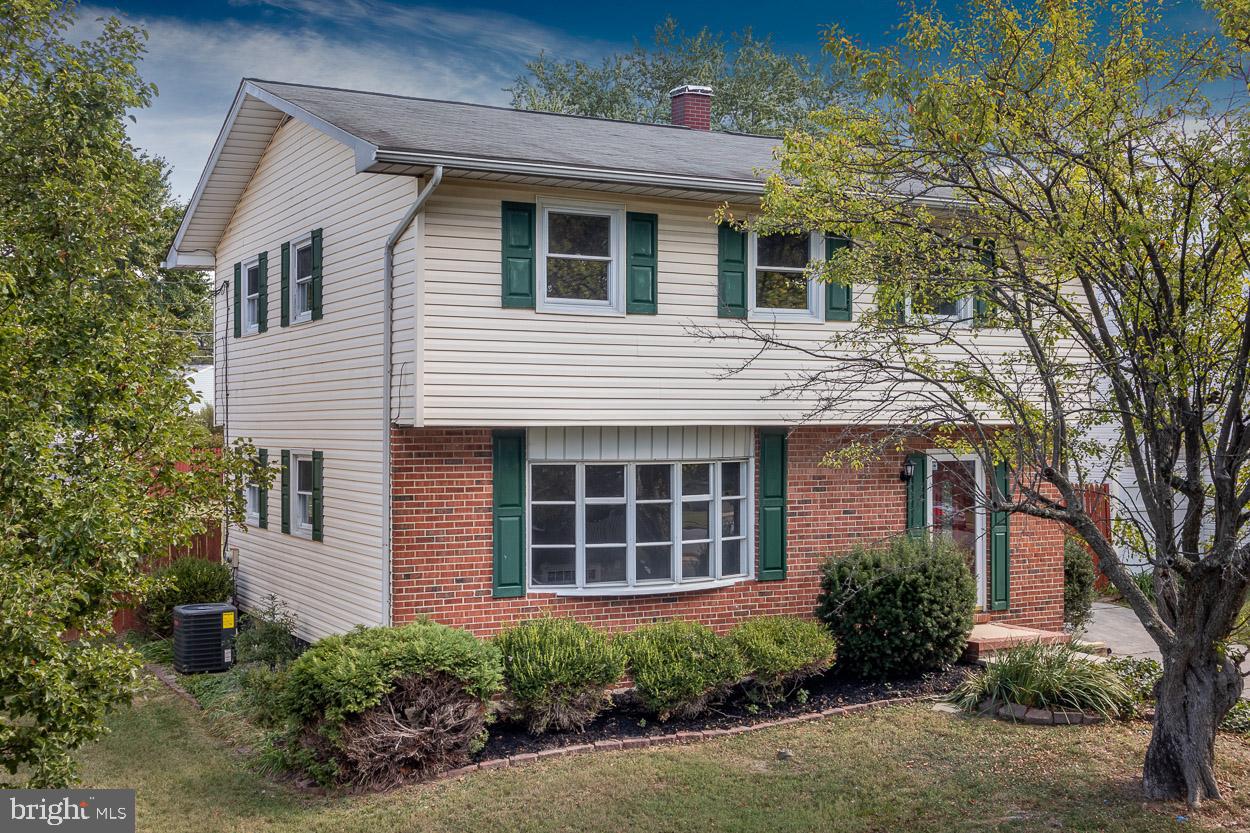 8305 Overmont Road Baltimore, MD 21234 - Photo 5 of 39 Gallery Image 5