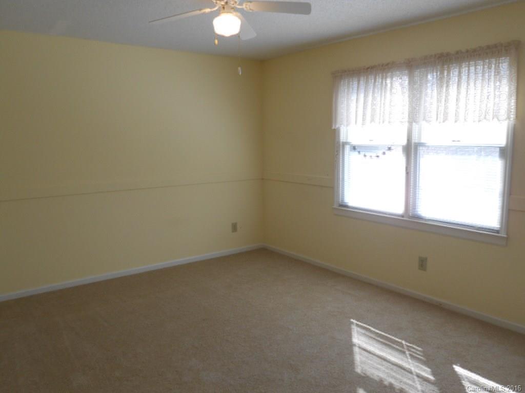 2535 Lake Shore Road South, Unit 43 Denver, NC 28037 - Photo 16 of 24 Gallery Image 16