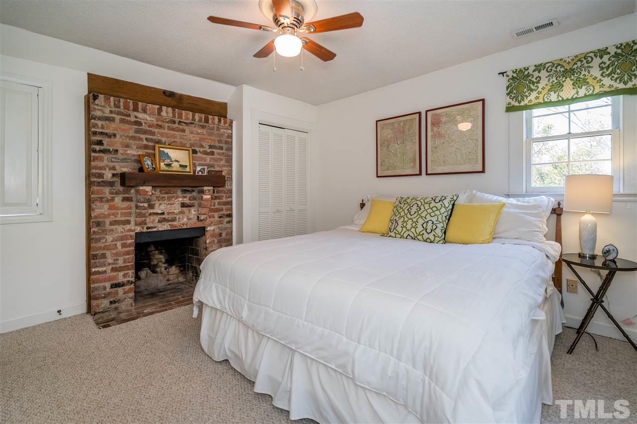 2220 Oxford Road Raleigh, NC 27608 - Photo 12 of 29
