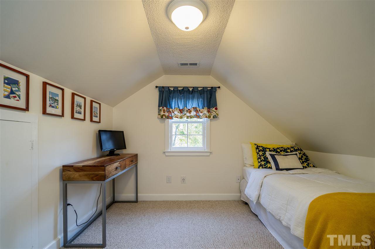 2220 Oxford Road Raleigh, NC 27608 - Photo 22 of 29