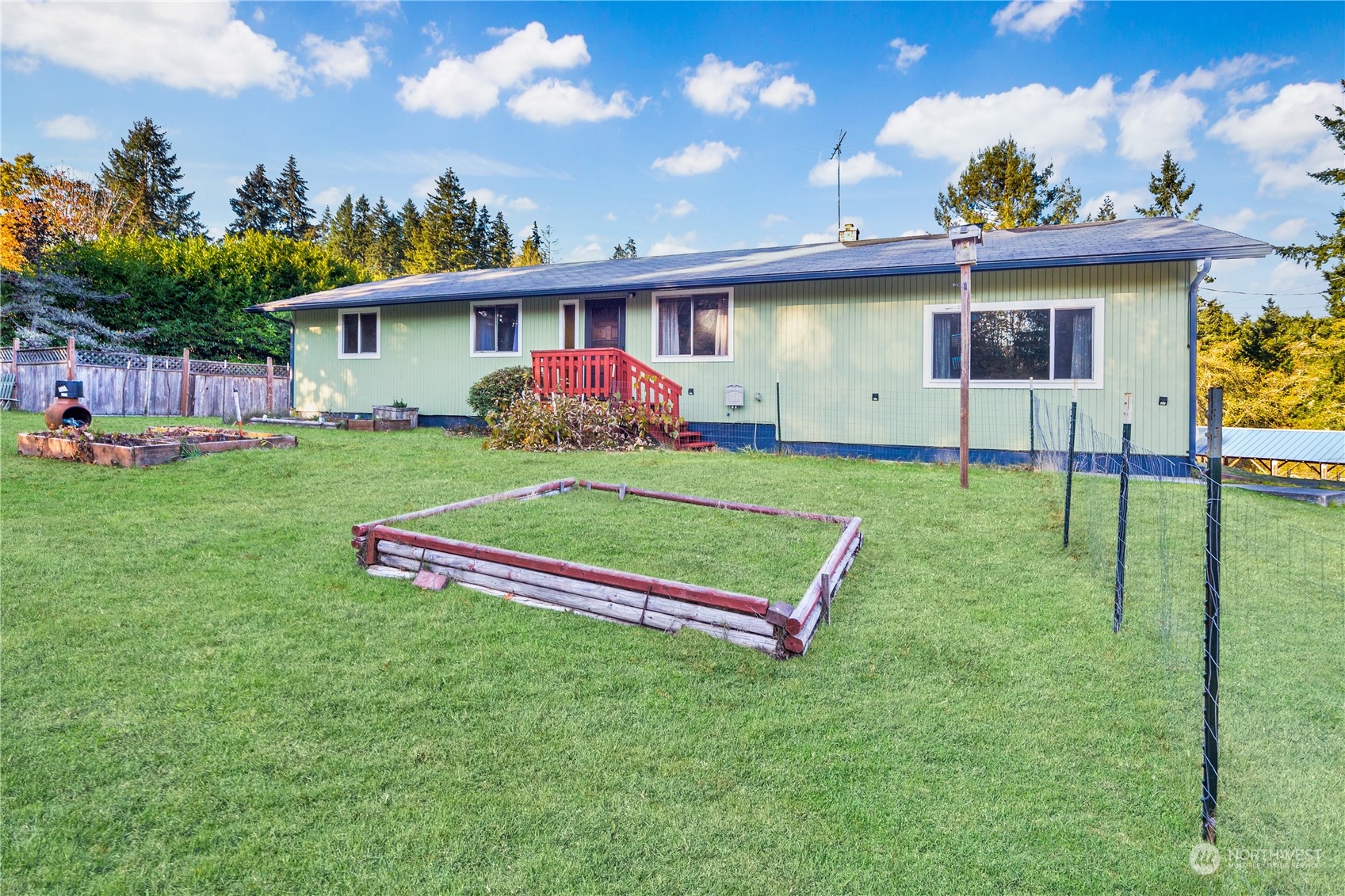 4900 Northeast Lincoln Road Poulsbo, WA 98370 - Photo 35 of 40 Gallery Image 35