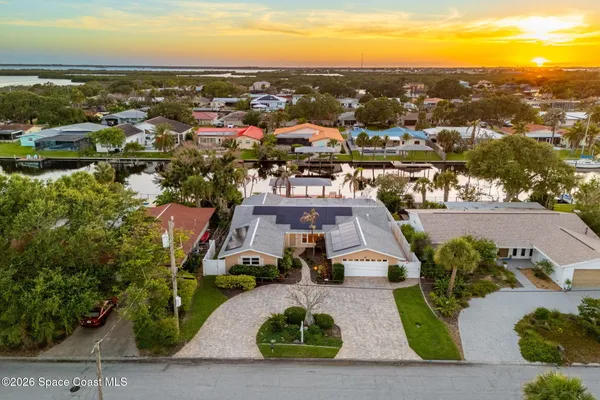 $1,150,000 | 27 Westview Lane, Cocoa Beach, FL 32931