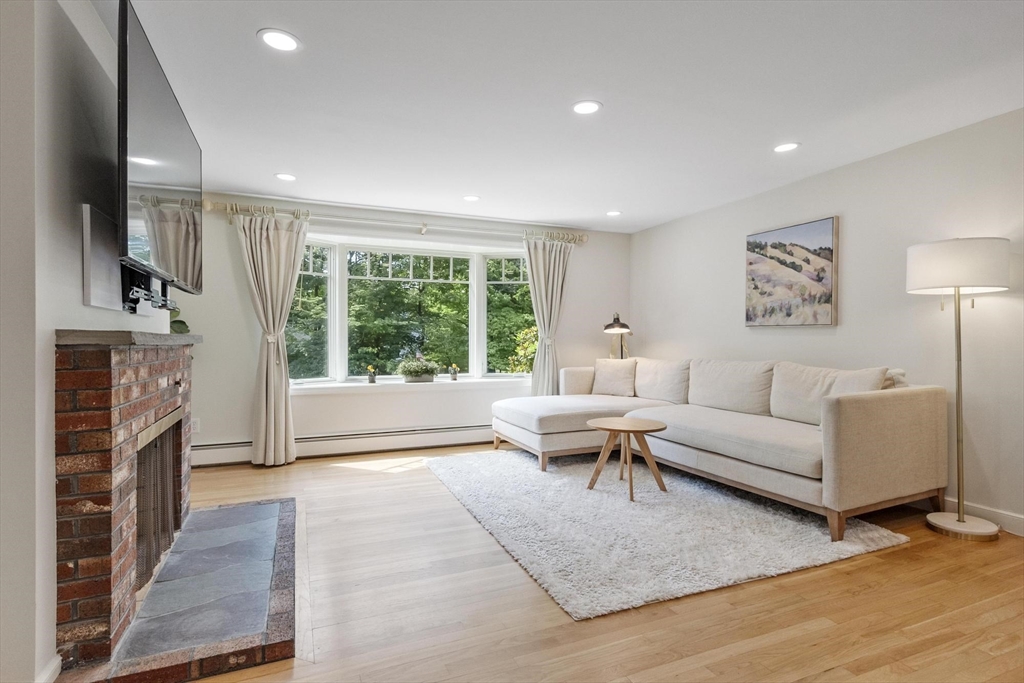 7 Minuteman Road Acton, MA 01720 - Photo 9 of 42