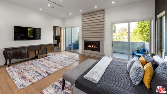 $24,000 | 6617 Lindenhurst Avenue, Los Angeles, CA 90048