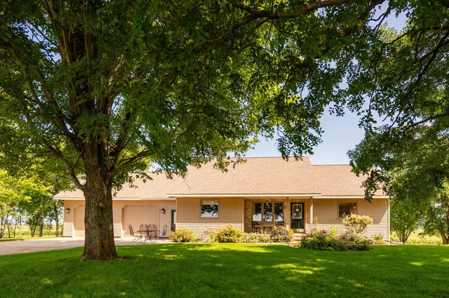 $729,000 | 555 10th Street Southeast, Benson, MN 56215