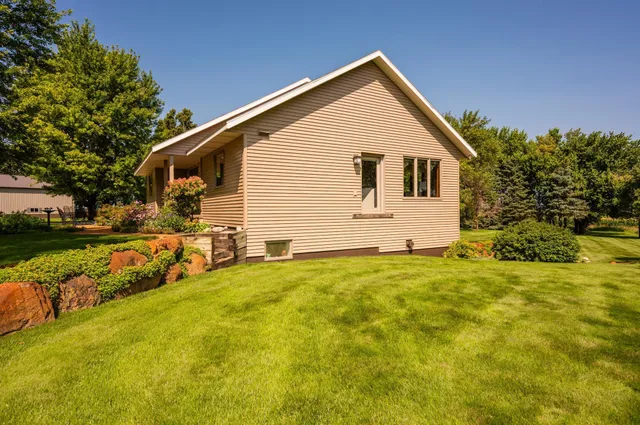 $729,000 | 555 10th Street Southeast, Benson, MN 56215