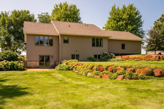 $729,000 | 555 10th Street Southeast, Benson, MN 56215