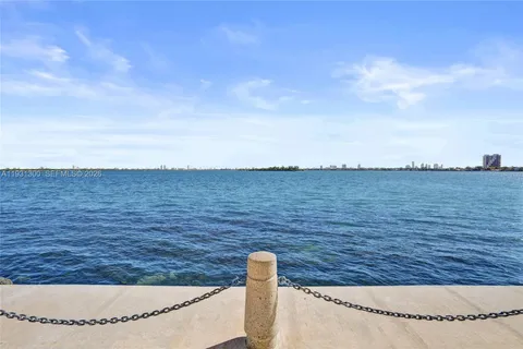 $515,000 | 725 Northeast 22nd Street, Unit 9E, Miami, FL 33137
