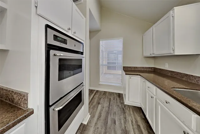 $2,300 | 2515 Chestnut Circle, Pearland, TX 77584