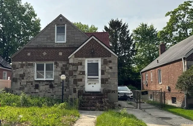 $695,000 | 183-12 Elmira Avenue | Hollis