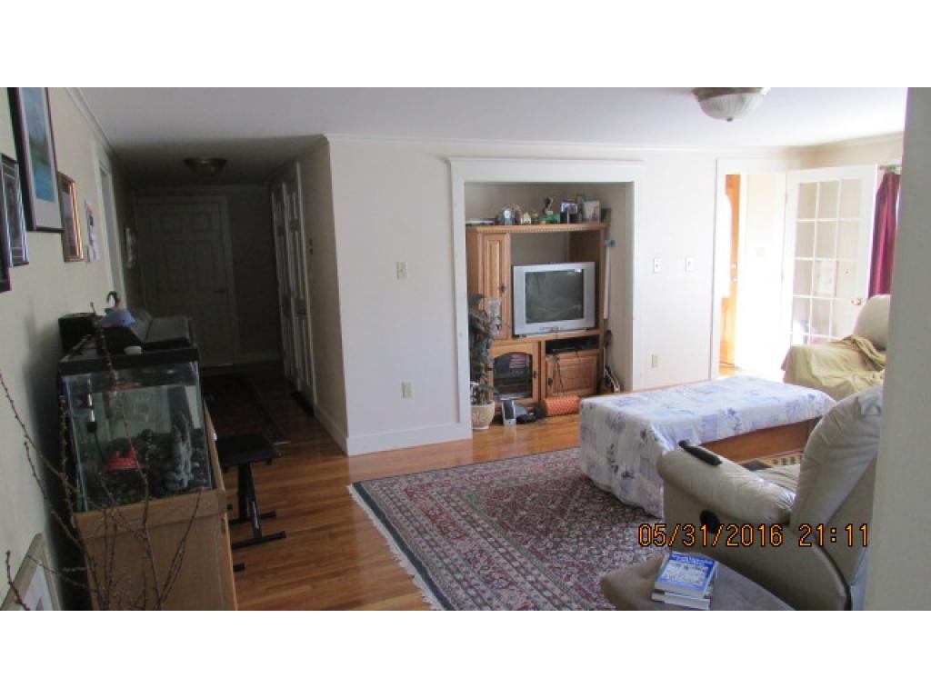 590 Portland Street Rochester, NH 03867 - Photo 4 of 17