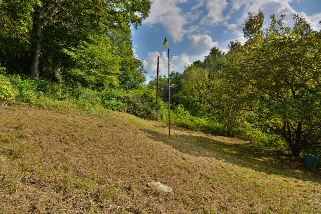 6900 Weaver Road Knoxville, TN 37931 - Photo 3 of 16 thumb_DSC_0063_1024