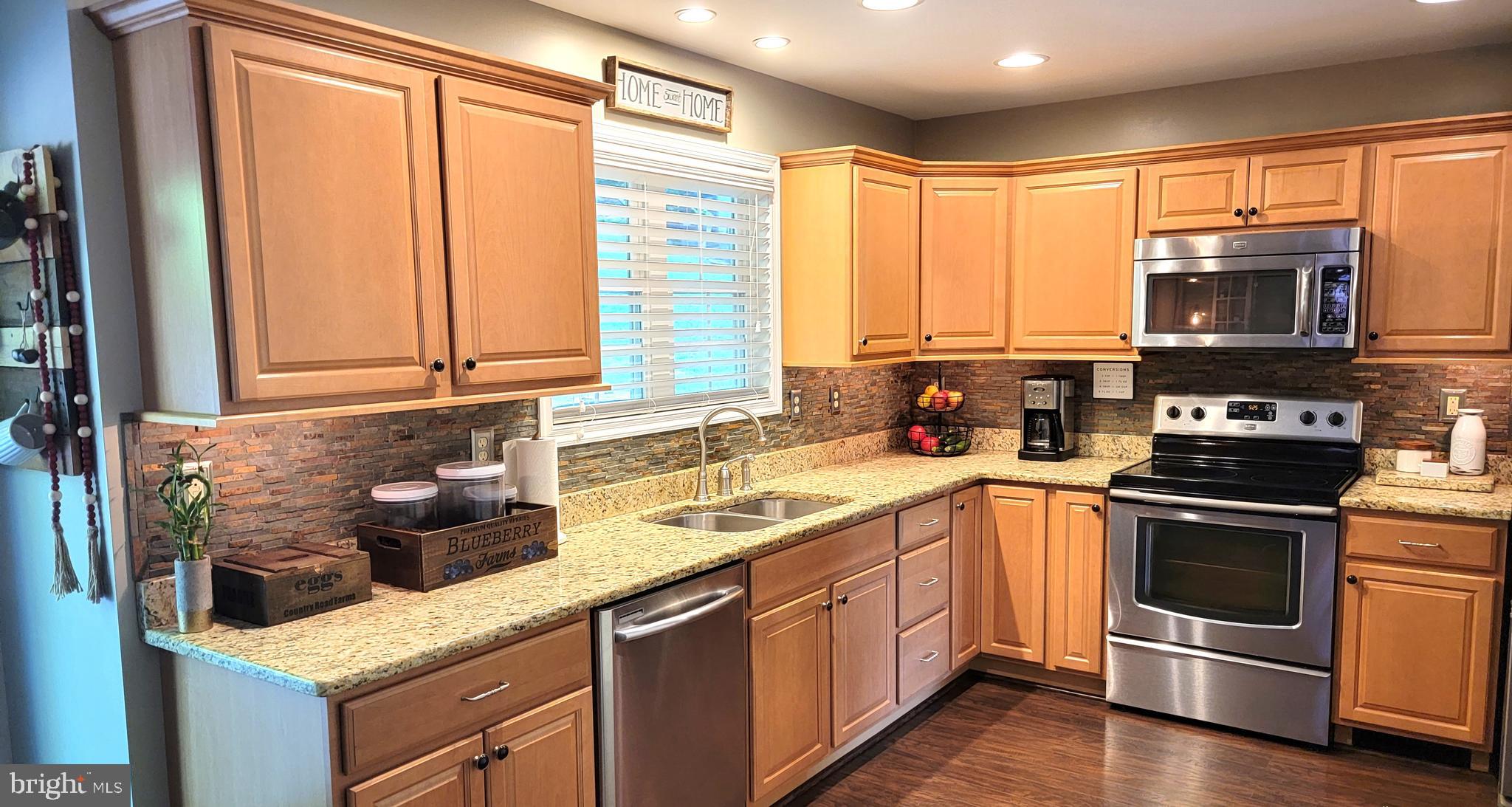 3041 Conowingo Road Street, MD 21154 - Photo 24 of 47 Kitchen Stainless Appliance and Granite