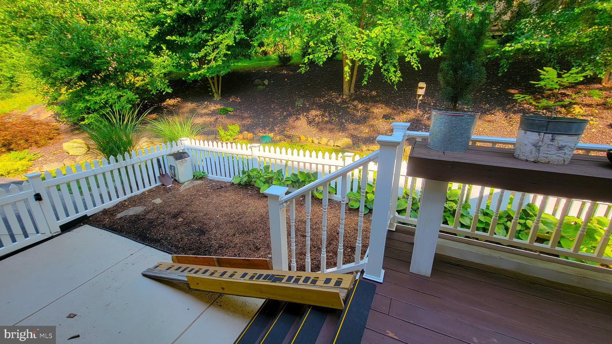 3041 Conowingo Road Street, MD 21154 - Photo 6 of 47 Back deck with fenced area