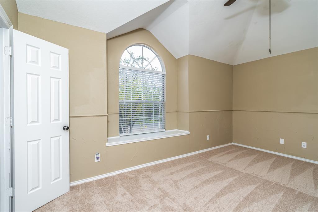 1313 Deer Trail Denton, TX 76205 - Photo 8 of 15
